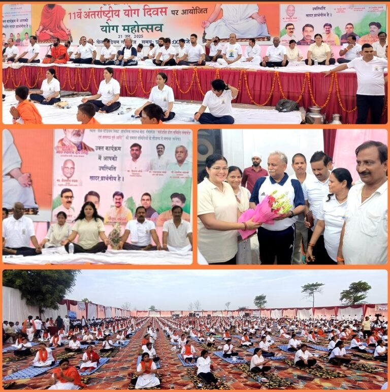 लखनऊ के गंगागंज मिनी स्टेडियम मेंअंतर्राष्ट्रीय योग दिवस के अवसर पर स्वास्थ्य के प्रति जागरूकता हेतु आयोजित हुआ योग सेमिनार।