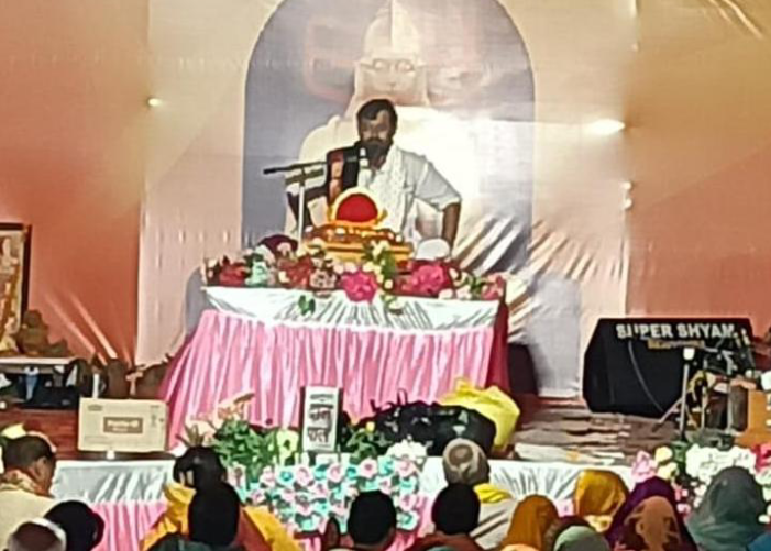 रामावतार होते ही बधाईयों के साथ गाये गए मंगलगीत भक्तों में बांटा गया प्रसाद वक्ता ने कहा संतति और संपत्ति सब रामकृपा से
